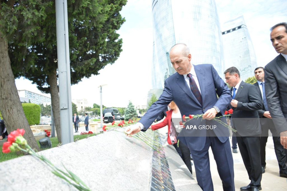 Chairman of Turkish Grand National Assembly visits Alley of Martyrs and Turkish Martyrs' Memorial in Baku