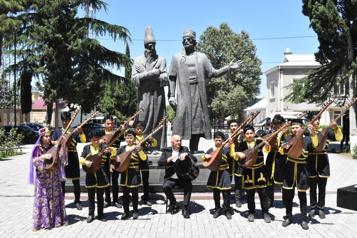 Vagif Poetry Days kick off, Kazakh hosts first event