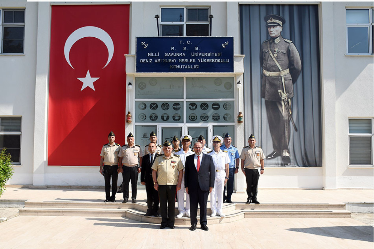Milli Müdafiə Universitetinin rəhbər heyəti Türkiyədə xüsusi təyinatlı təhsil müəssisələrini ziyarət edib