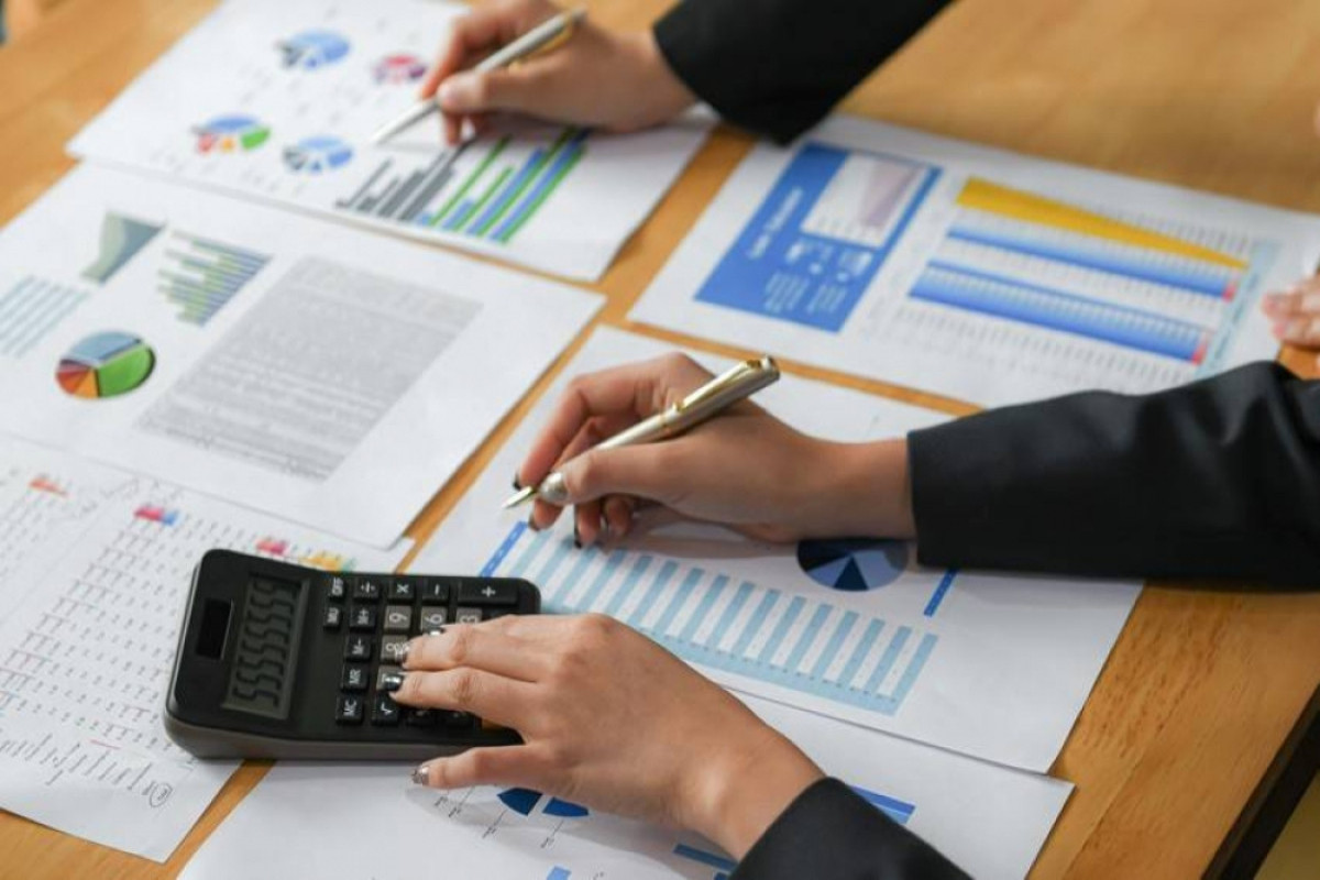 Azərbaycanın icmal büdcəsinin profisiti 3 dəfəyə yaxın artıb