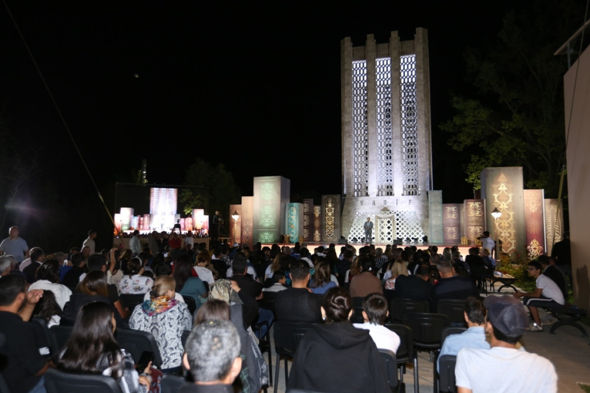 Şuşada Vaqif Poeziya Günlərinə “Vaqif dünyası” tamaşası ilə yekun vurulub - FOTOLENT 