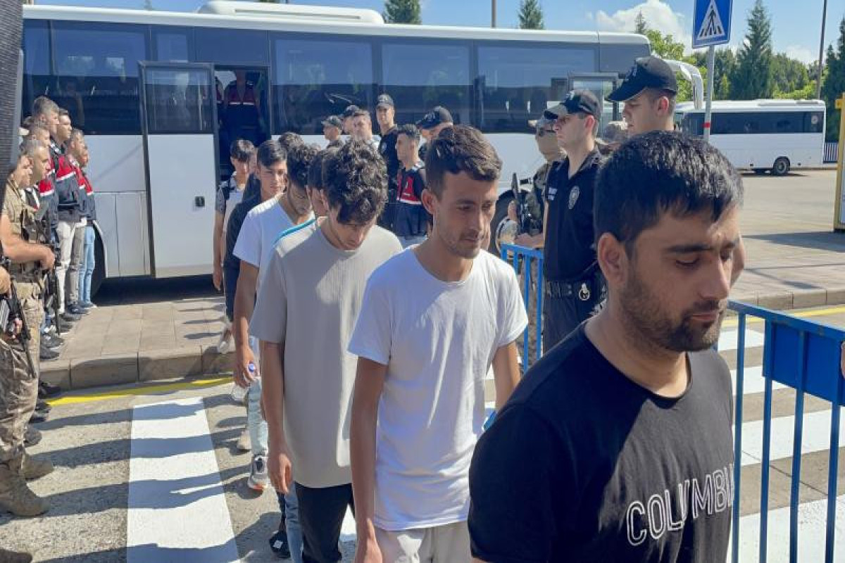 Türkiyədə 138 qeyri-qanuni miqrant Əfqanıstana deportasiya edilib