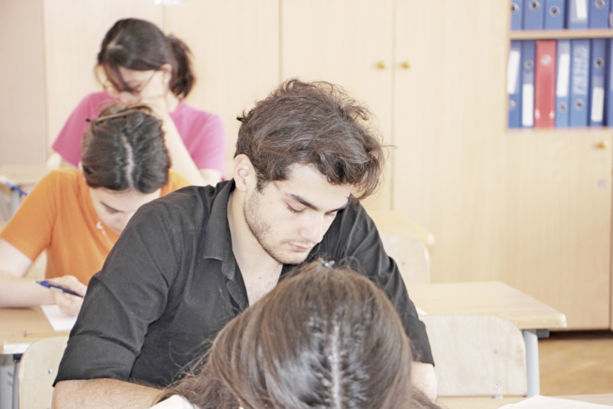 Naxçıvanda DİM tərəfindən rezidenturaya qəbul imtahanı keçirilib