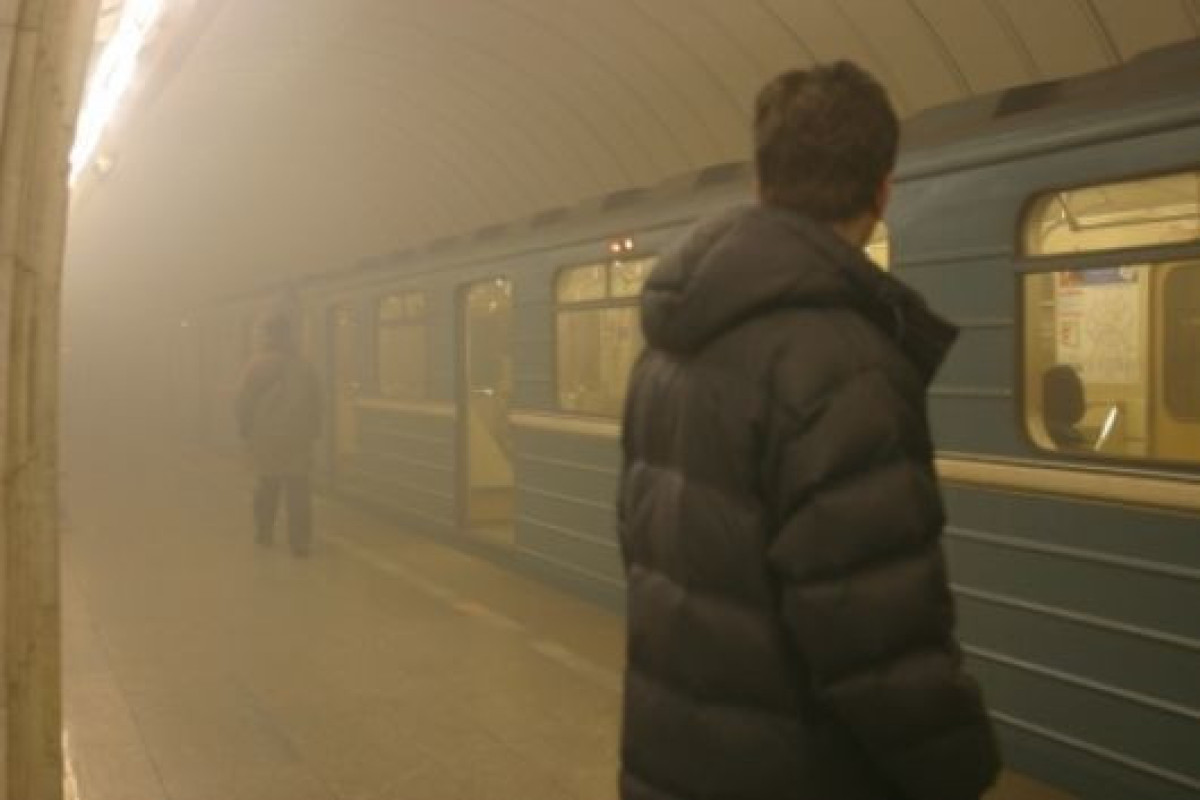 "20 Yanvar" metrosunda tüstülənmə olub