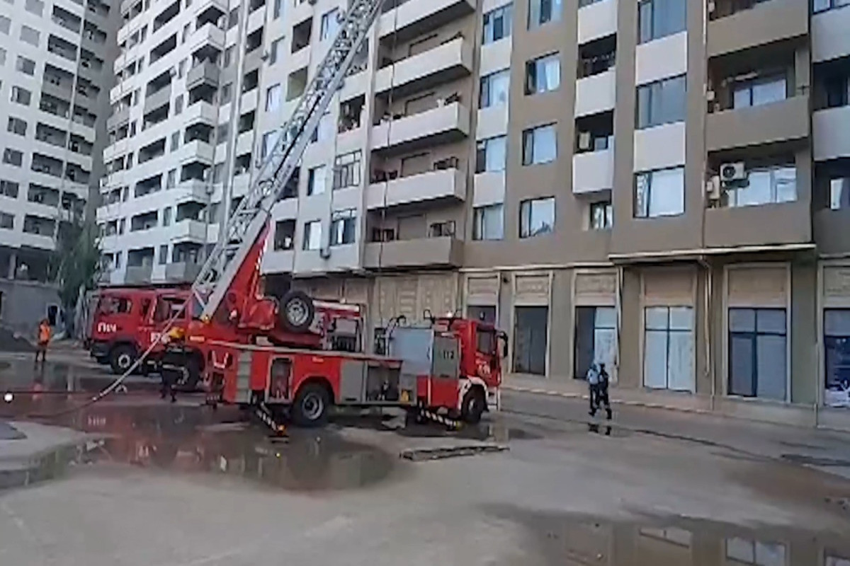Bakıda hündürmərtəbəli binada yanğın söndürülüb - FOTO 