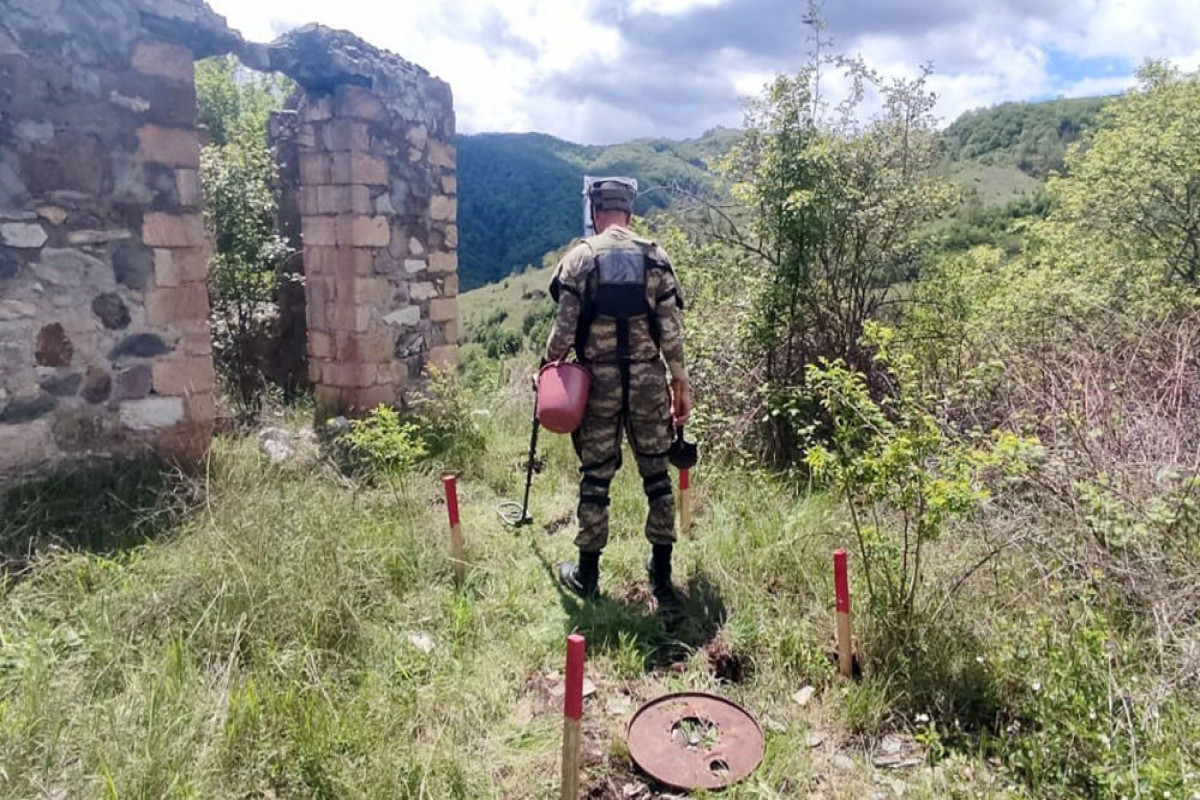 Bu ay çətin reylefli ərazidə 70 km-dən artıq  təminat yolları bərpa edilib
