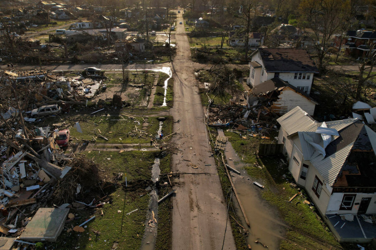 Tornado “Pfizer”in əczaçılıq zavodunu dağıdıb - VİDEO 