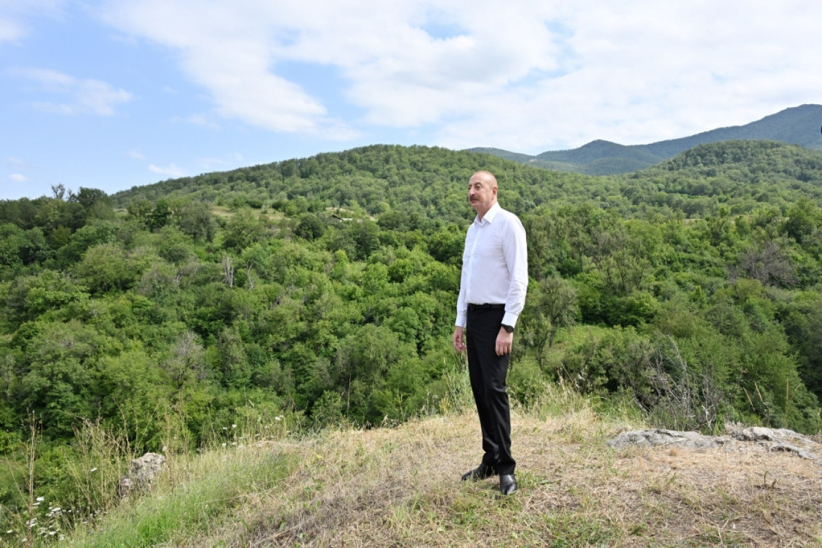President Ilham Aliyev visited liberated Chanagchi and Sighnag villages of Khojaly district - PHOTO 