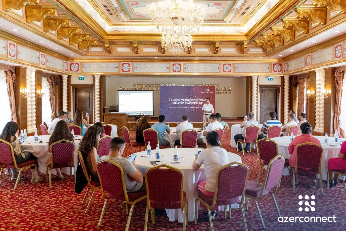 Azerconnect şirkəti Milli Mətbuat Günü münasibətilə jurnalistləri bir araya toplayıb - FOTO 