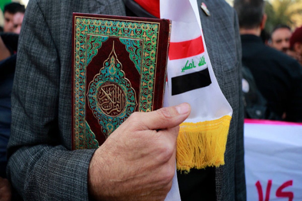 Danimarkada İraq səfirliyinin qarşısında Quran yandırılıb