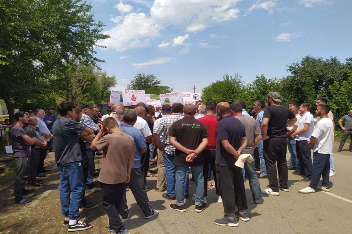 Azerbaijani villagers held protest in Georgia
