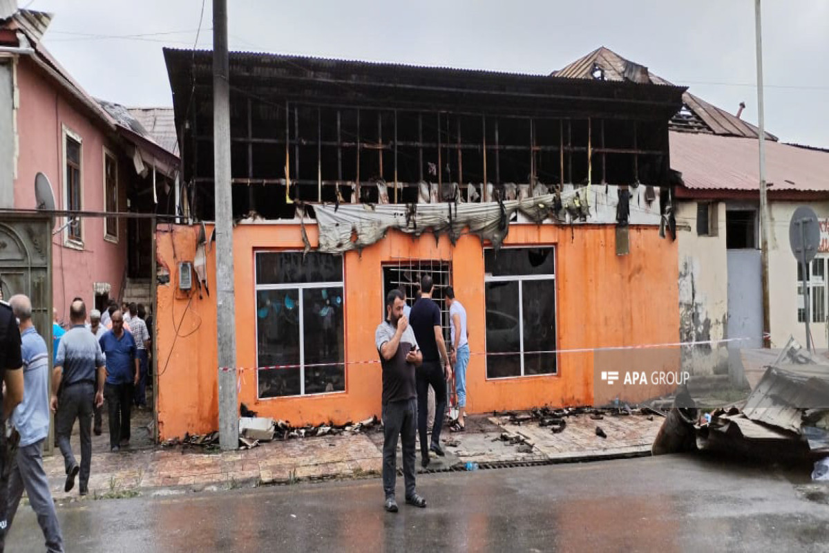 İsmayıllıda 2 ev və mağaza yanıb - FOTO  - YENİLƏNİB 