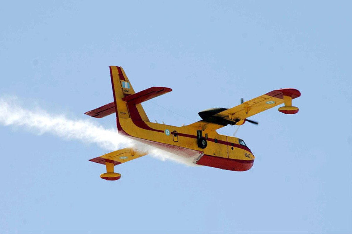 Firefighting plane crashes as new evacuations are ordered in Greece-VIDEO 