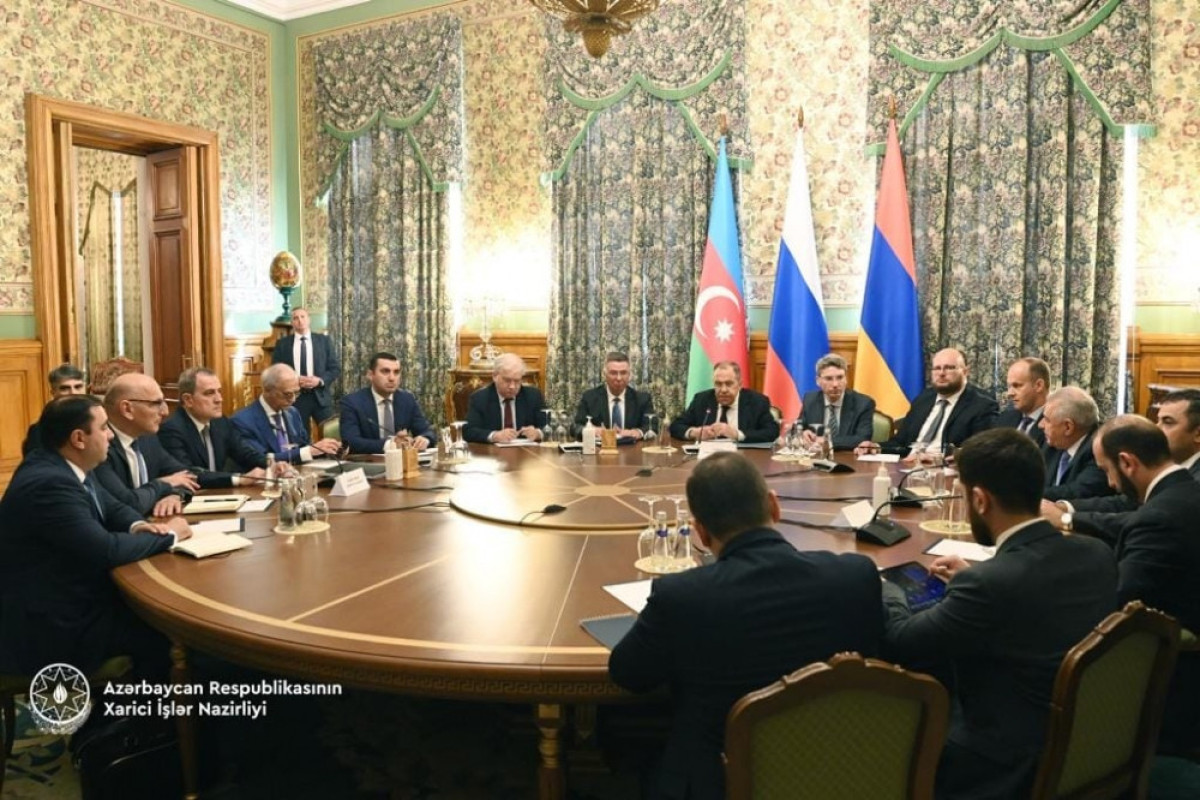 Ceyhun Bayramov Moskvada Azərbaycan və Ermənistan arasında münasibətlərin normallaşması prosesini müzakirə edib