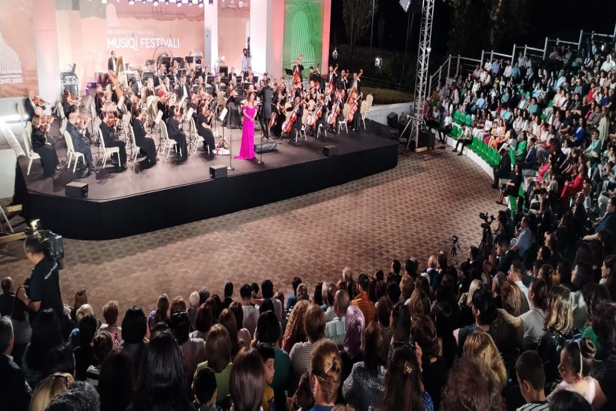 XIII Qəbələ Beynəlxalq Musiqi Festivalının açılış mərasimi olub - FOTO 
