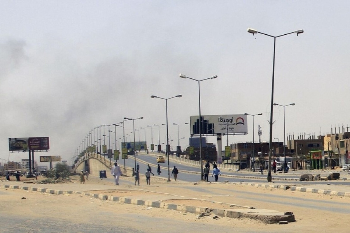 Sudan hava məkanında uçuşlara qoyulan məhdudiyyətləri uzadıb