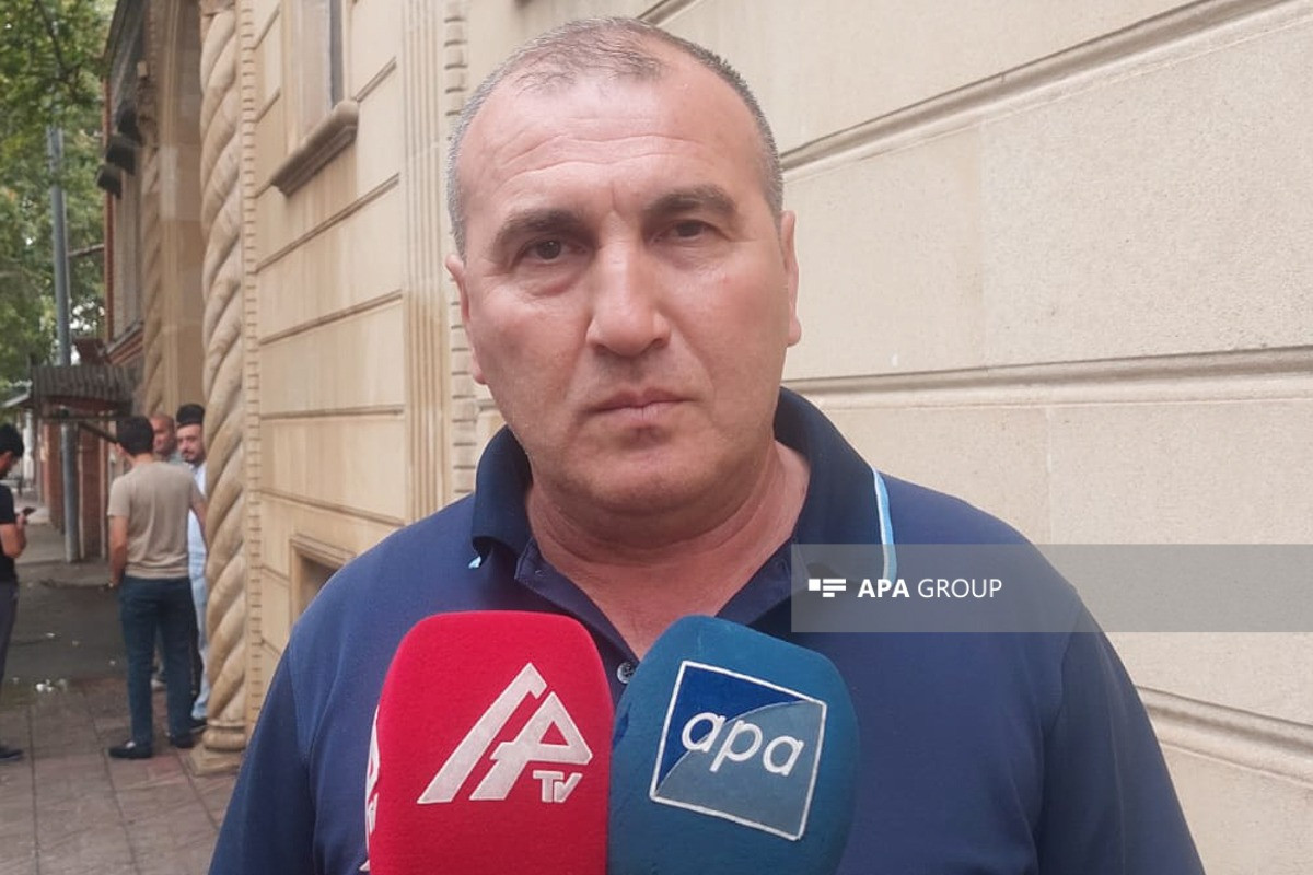 Yaxın qohumu: Surət Hüseynov hazırda İstanbulda reanimasiyadadır