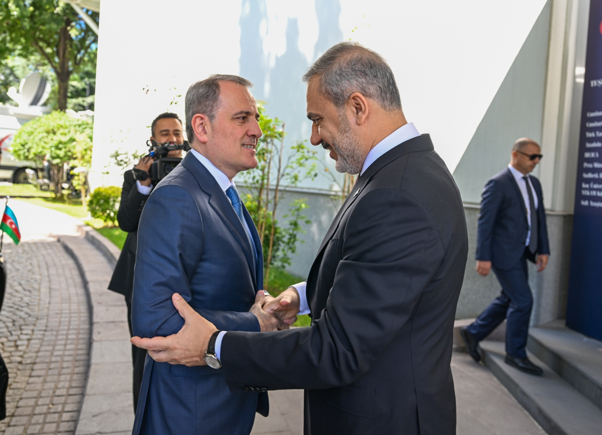 Ceyhun Bayramovla Hakan Fidanın müzakirə etdikləri məsələlər açıqlanıb