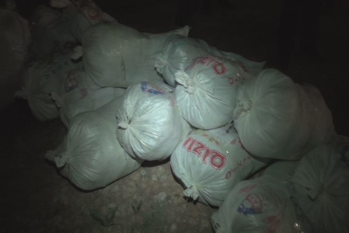 Balakəndə “qara bazar”da dəyəri 600 min manat olan narkotik vasitə dövriyyədən çıxarılıb - FOTO 
