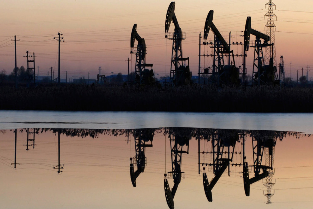 Azerbaijani oil sees decrease on world market