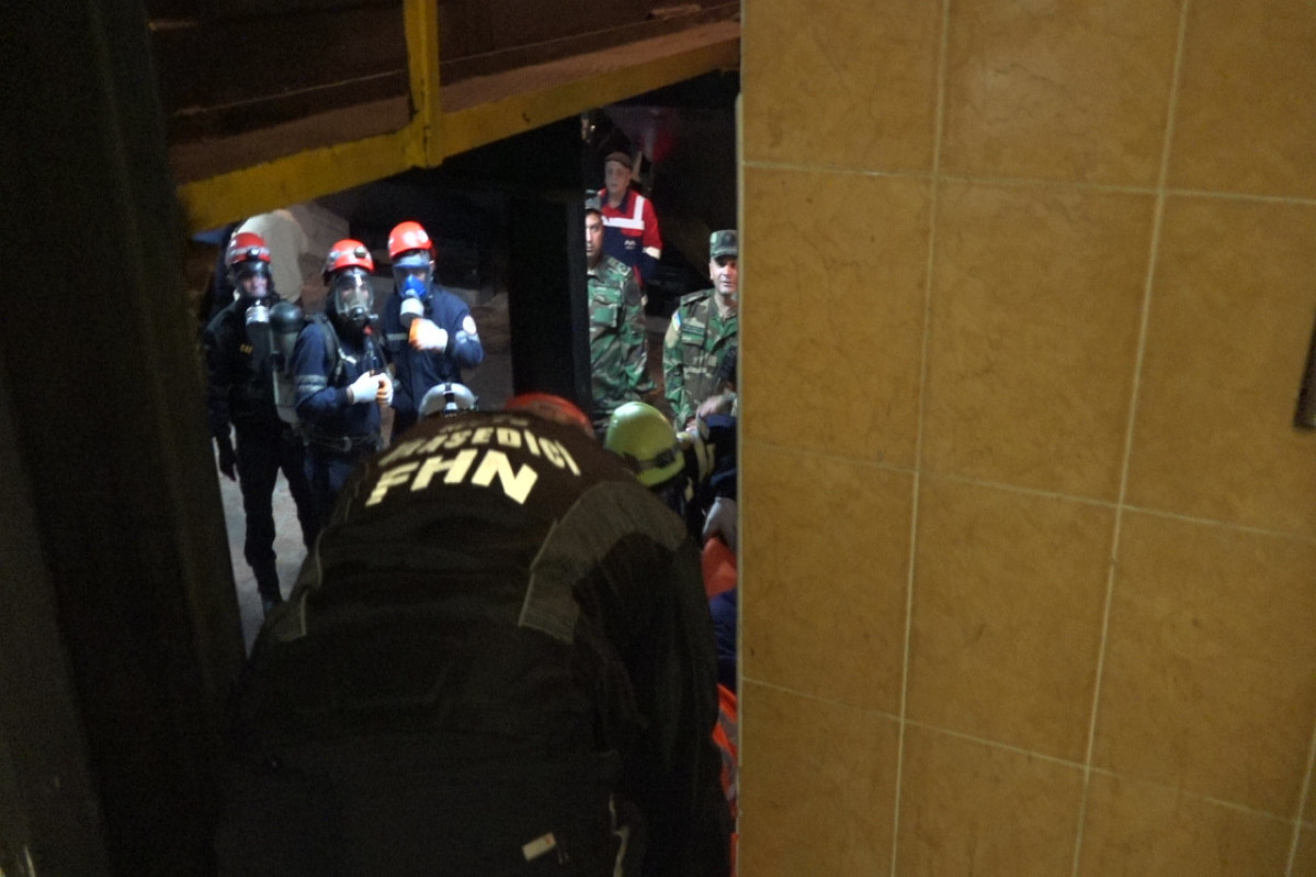 FHN tərəfindən metroda təlim keçirilib  - FOTO  - VİDEO 