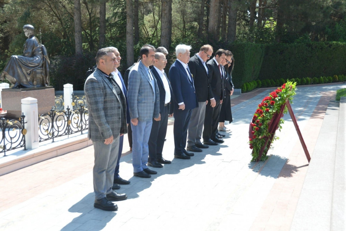 Delegation of Baku 2023 World Taekwondo Championships pays respect to National Leader Heydar Aliyev and Azerbaijani martyrs-PHOTO 