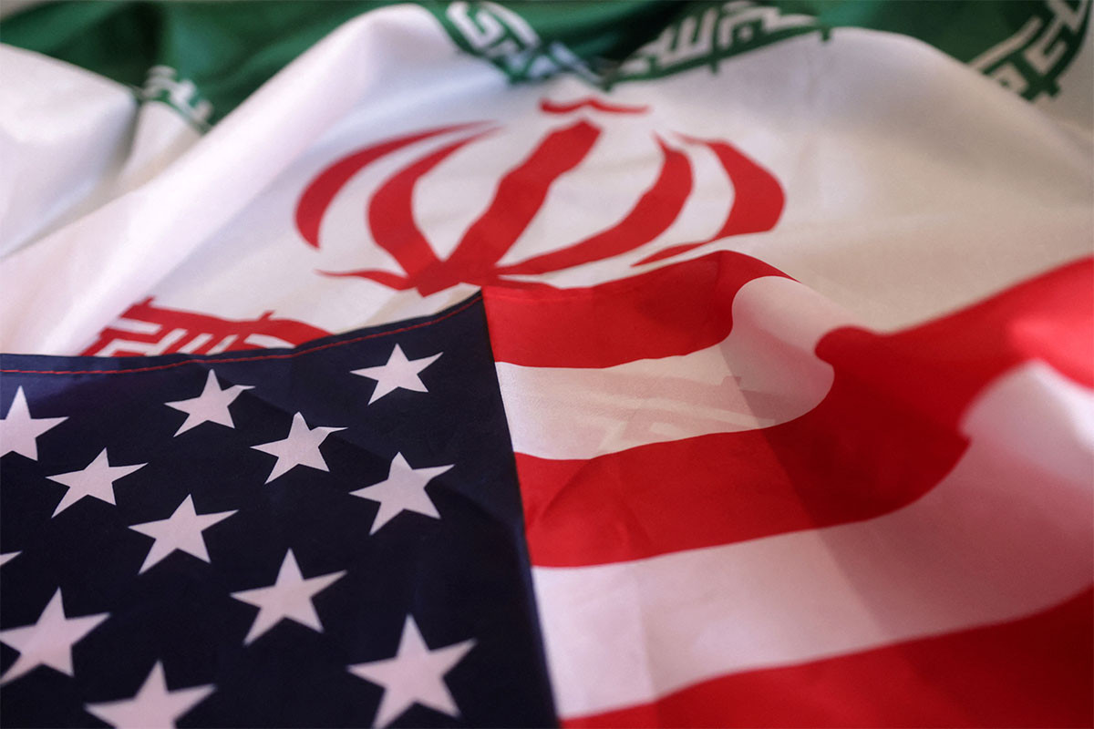 США ввели санкции против иранских чиновников за попытки покушенияза границей