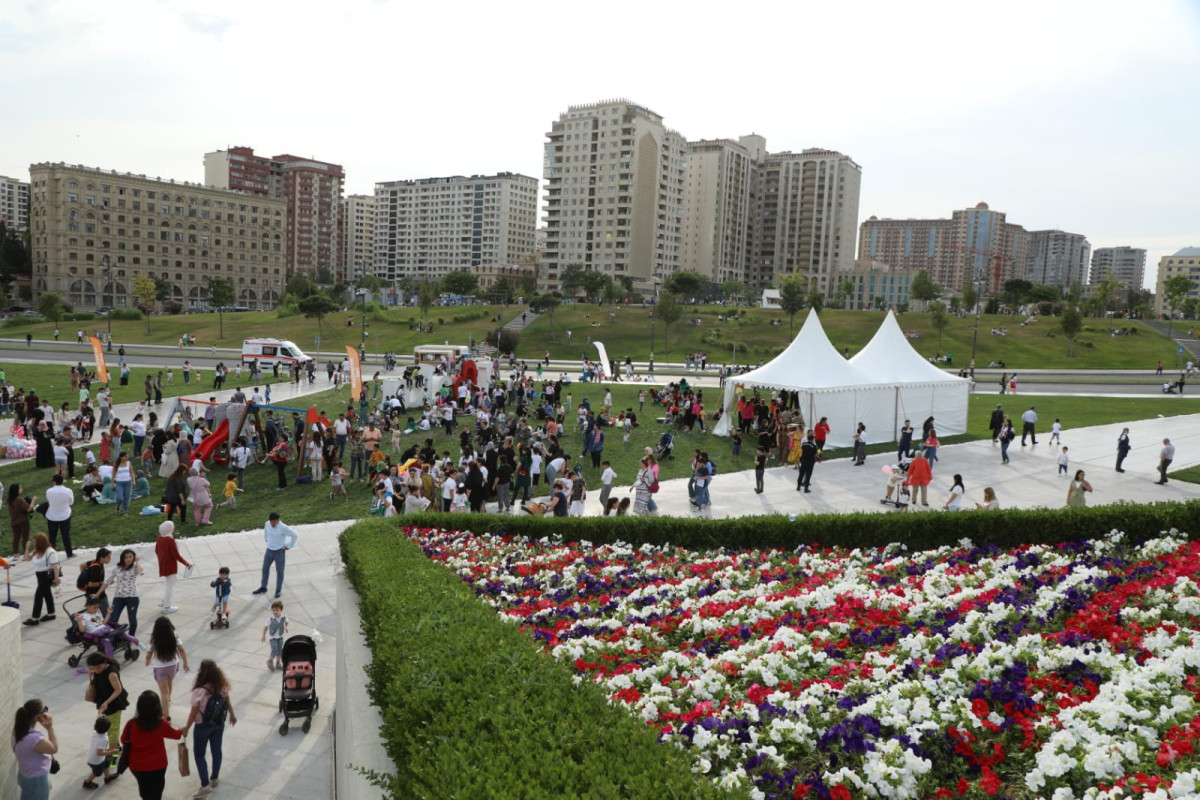 В парке Центра Гейдара Алиева прошел детский фестиваль-ФОТОСЕССИЯ 