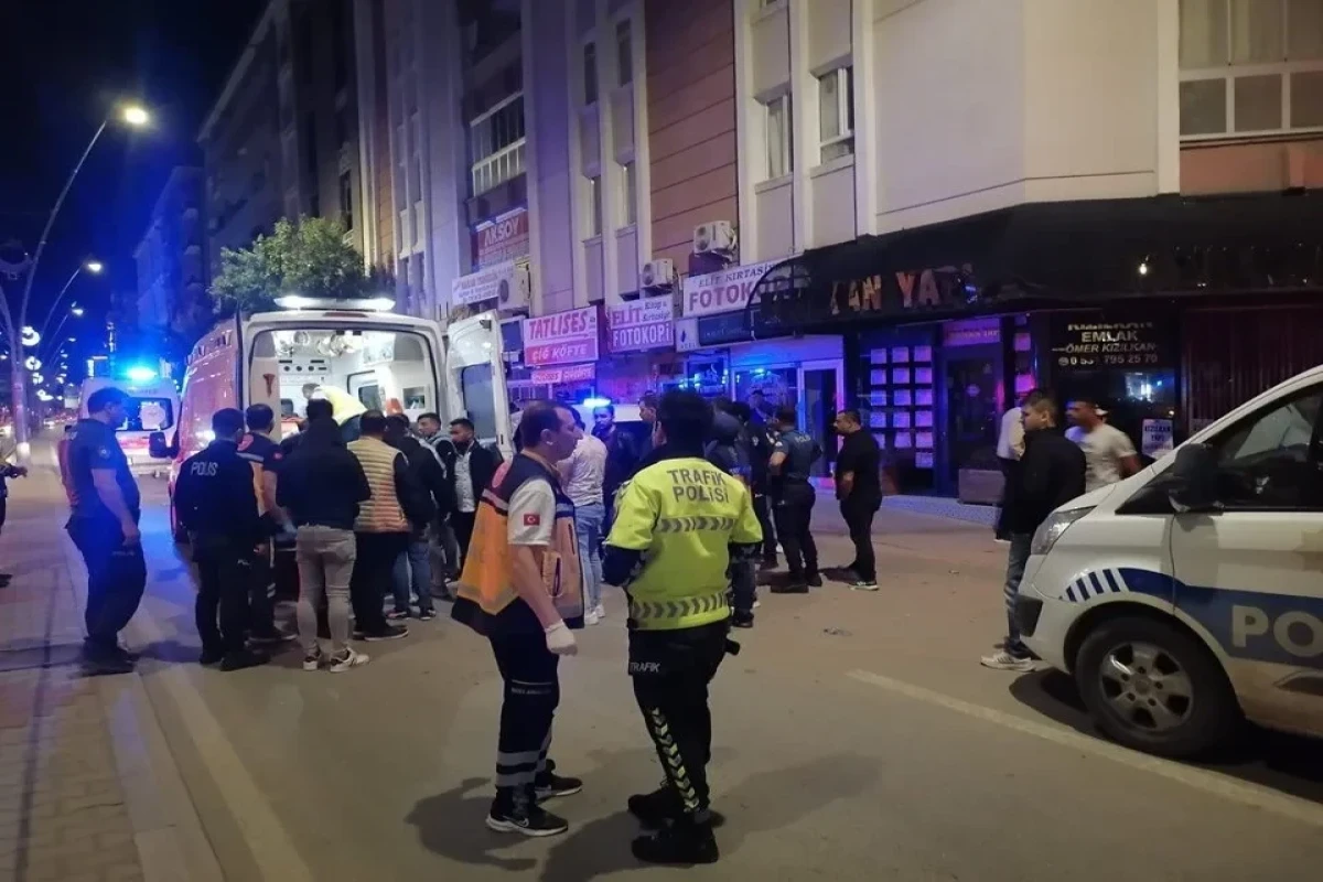 Türkiyədə silahlı insident: 7-si polis olmaqla 11 nəfər yaralanıb