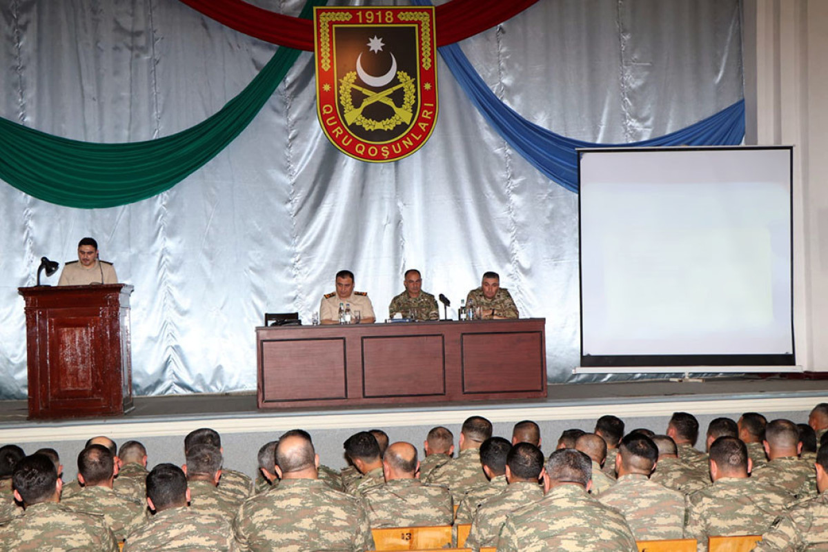 Проанализировано состояние воинской дисциплины в азербайджанской армии