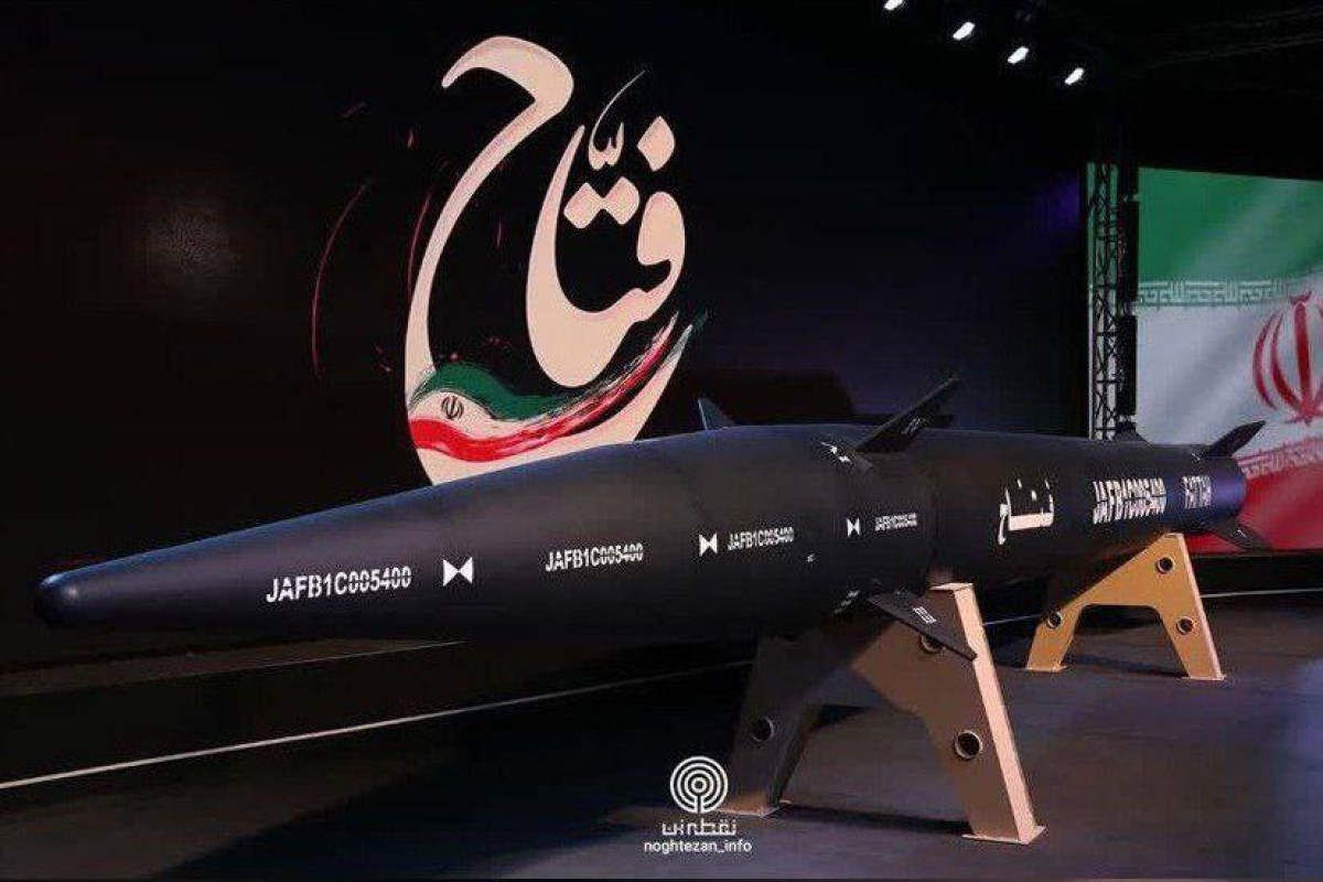 İran yeni hipersəs raketini təqdim edib