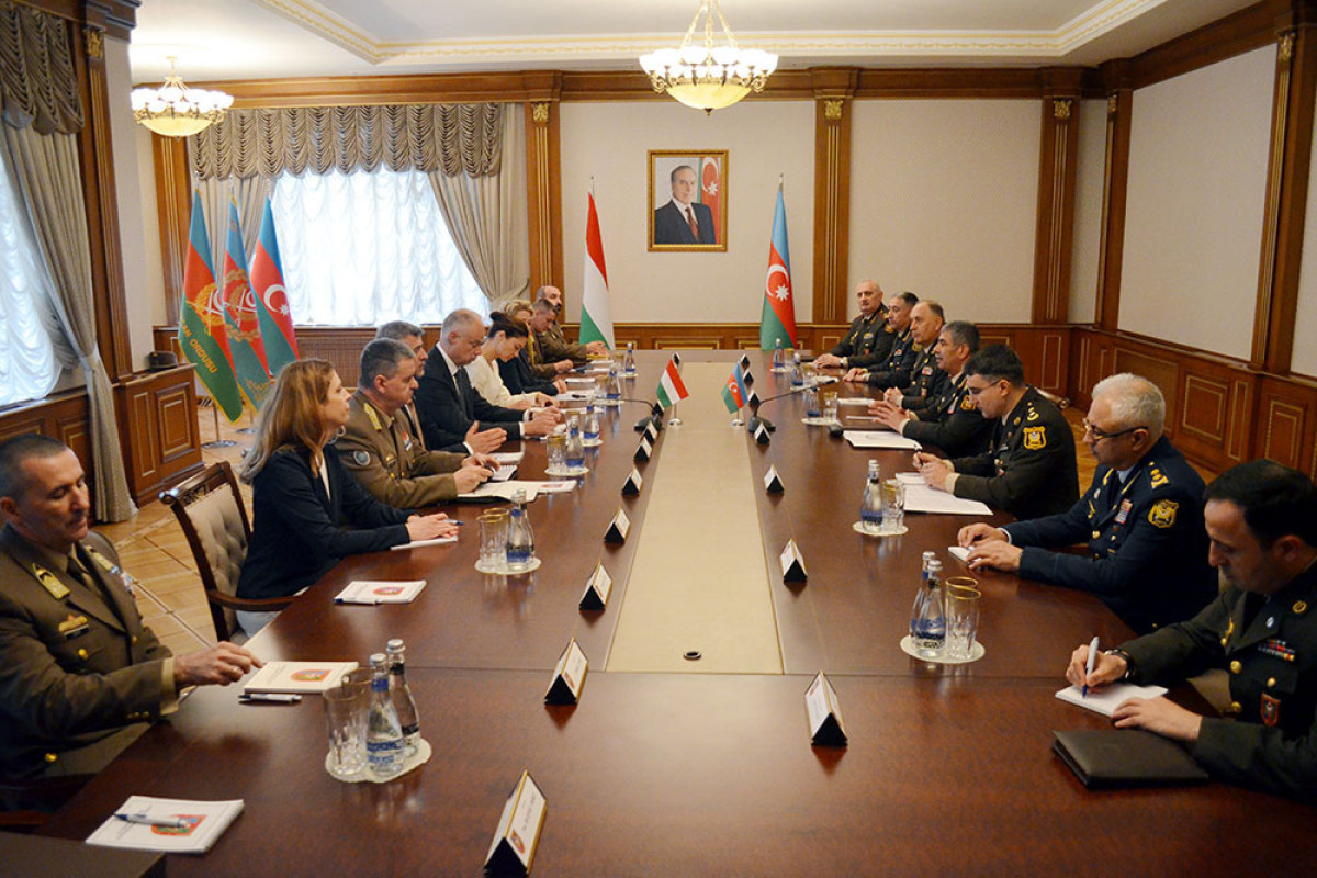 Azerbaijan and Hungary discussed issues of expanding military cooperation-<span class="red_color">VIDEO