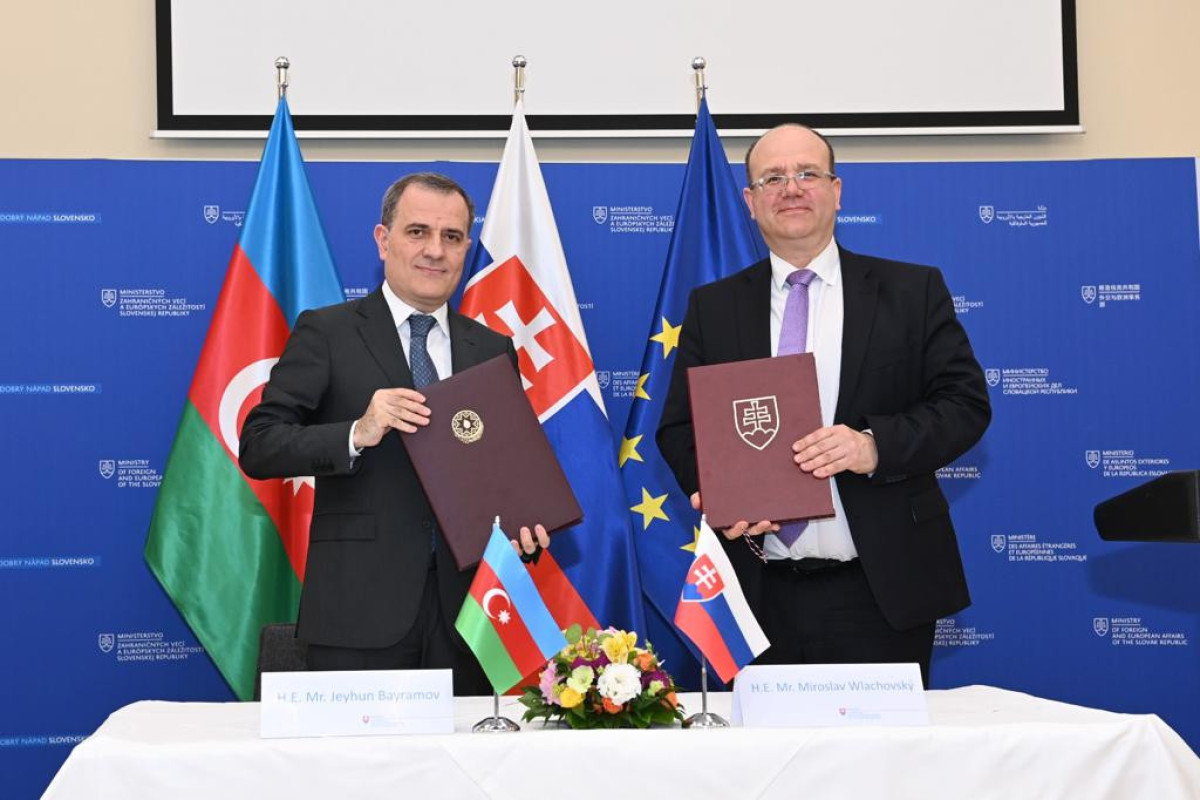Azərbaycan və Slovakiya ikiqat vergitutmanın aradan qaldırılmasına dair saziş imzalayıb