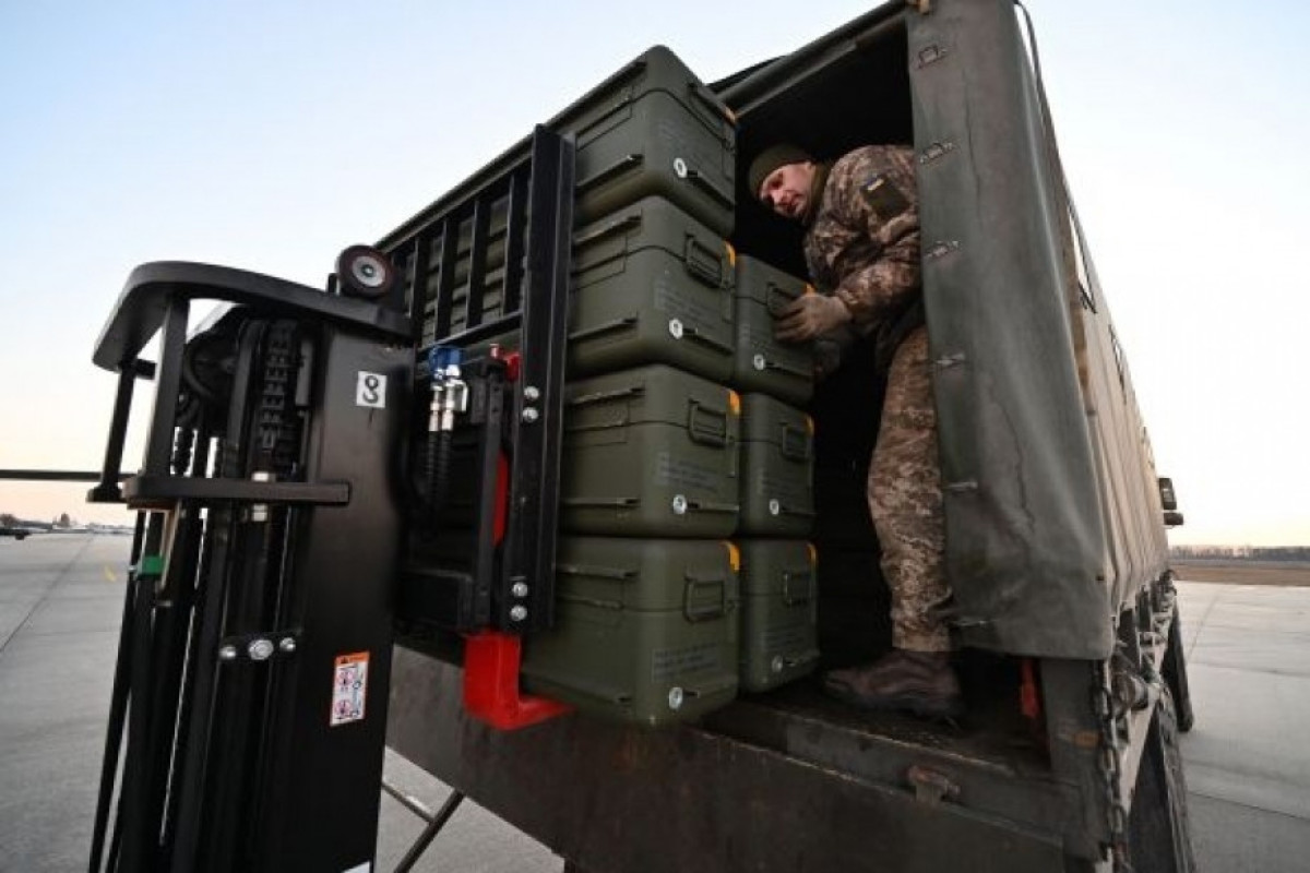 Almaniya Ukraynaya yeni hərbi yardım paketi təqdim edib