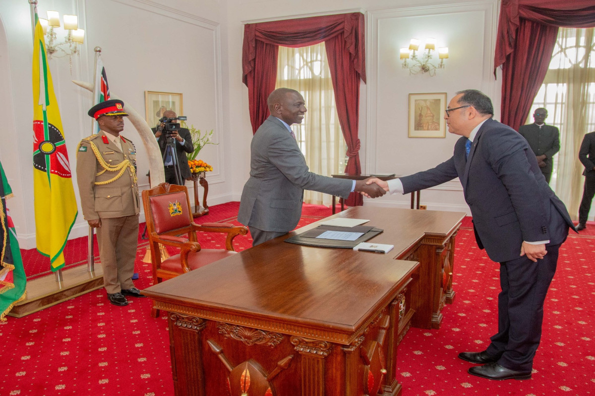 Azerbaijani ambassador presented his credentials to President of Kenya