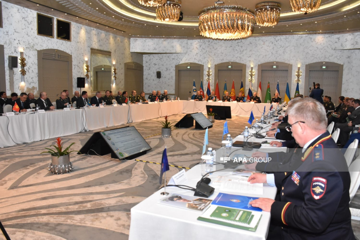 На заседании Совета командующих погранвойсками стран СНГ в Баку подписано 19 документов