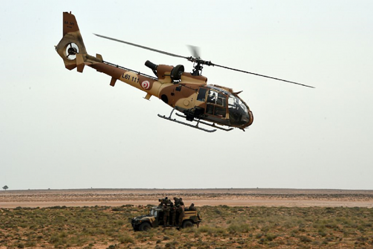 В Тунисе разбился военный вертолет, есть погибшие