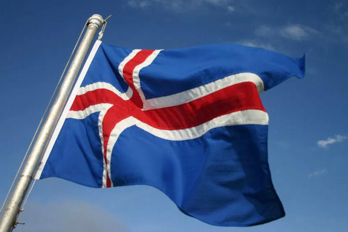 İslandiya Rusiyadakı səfirliyinin işini dayandırır