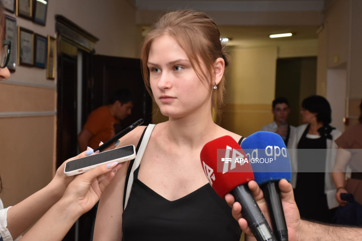 İrpenli şagird: Azərbaycanda iki məktəbdə qonaq oldum və çox bəyəndim