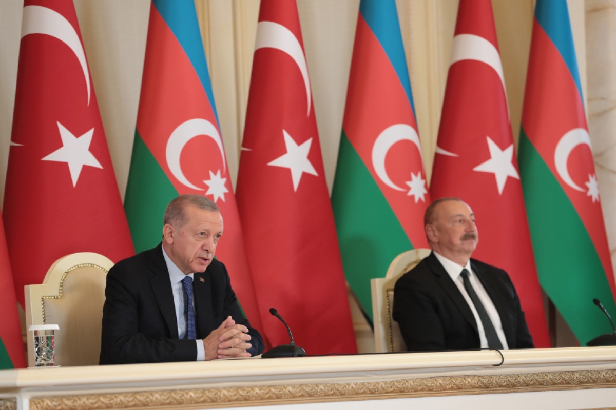 Prezident İlham Əliyev: Seçkilərdən sonra Türkiyə-Azərbaycan qardaşlıq əlaqələri qarşısında yeni imkanlar, yeni ümidlər açılır