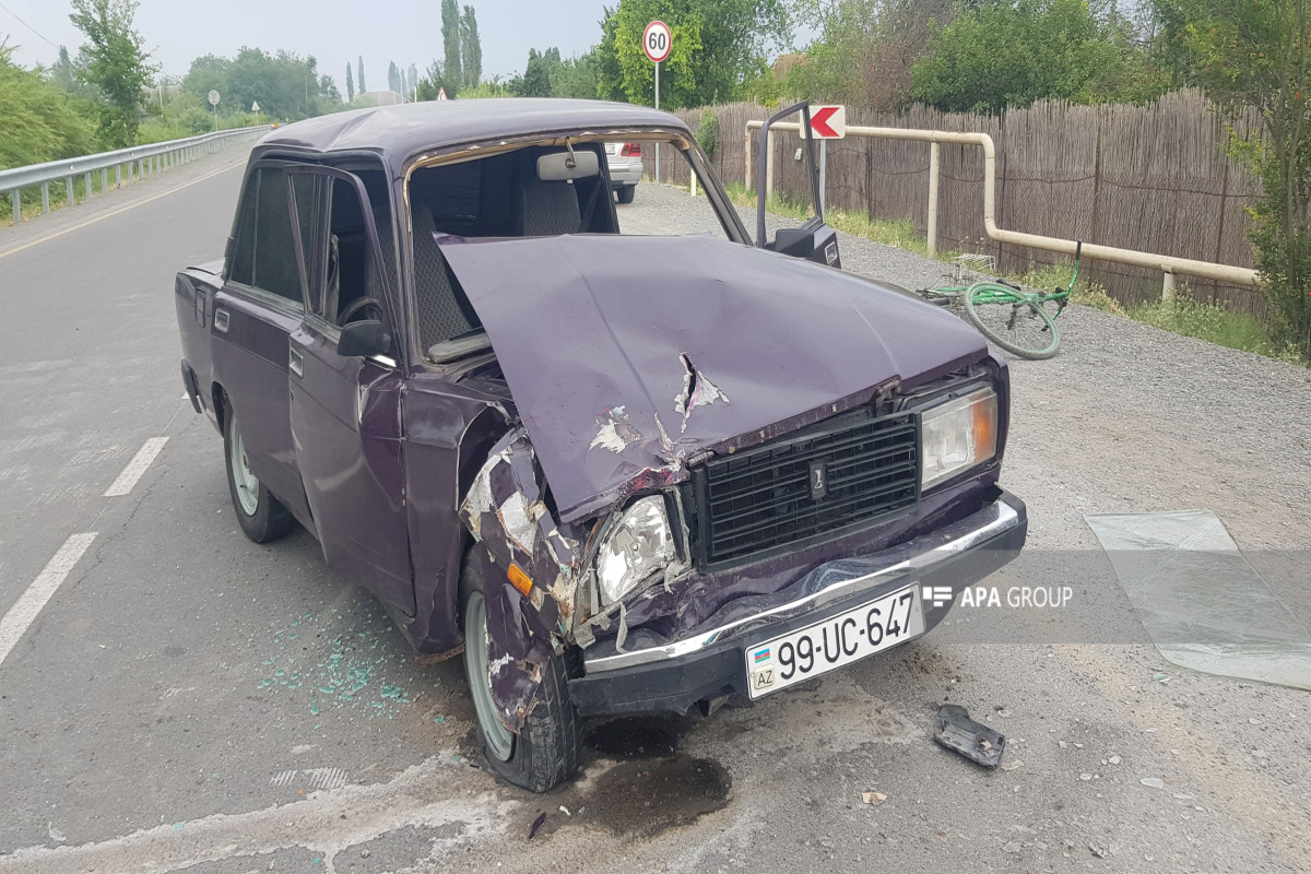 Ucarda qəza olub, 2 nəfər xəsarət alıb - FOTO 