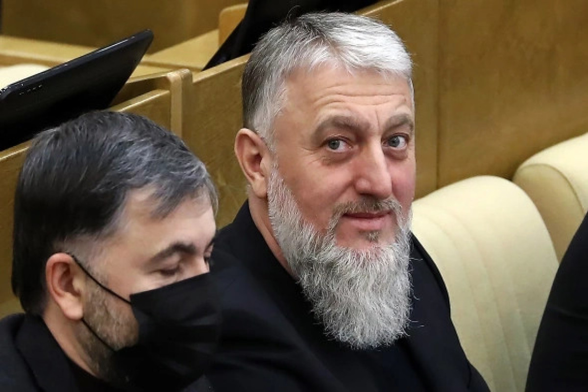 Kadırov Delimxanovun sağ olduğunu bildirib, foto paylaşıb