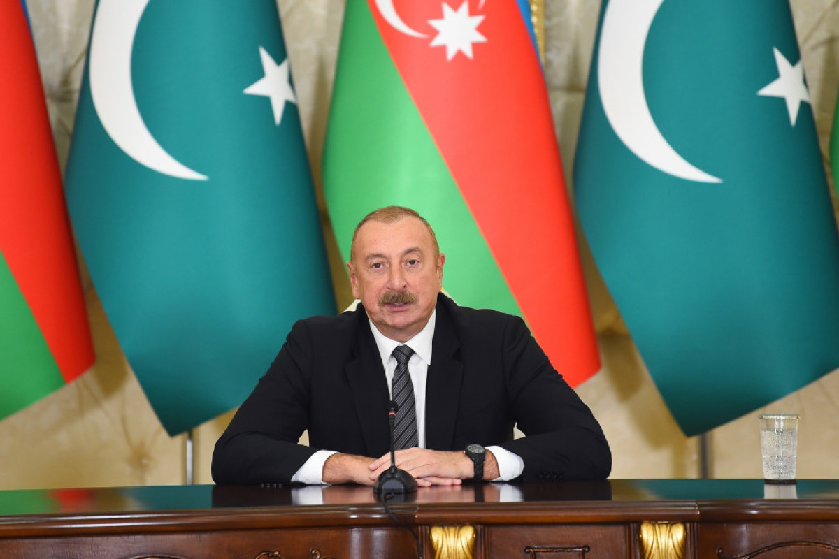 Prezident İlham Əliyev: Baş nazirin səfəri Azərbaycanla Pakistan arasında münasibətləri möhkəmləndirəcək