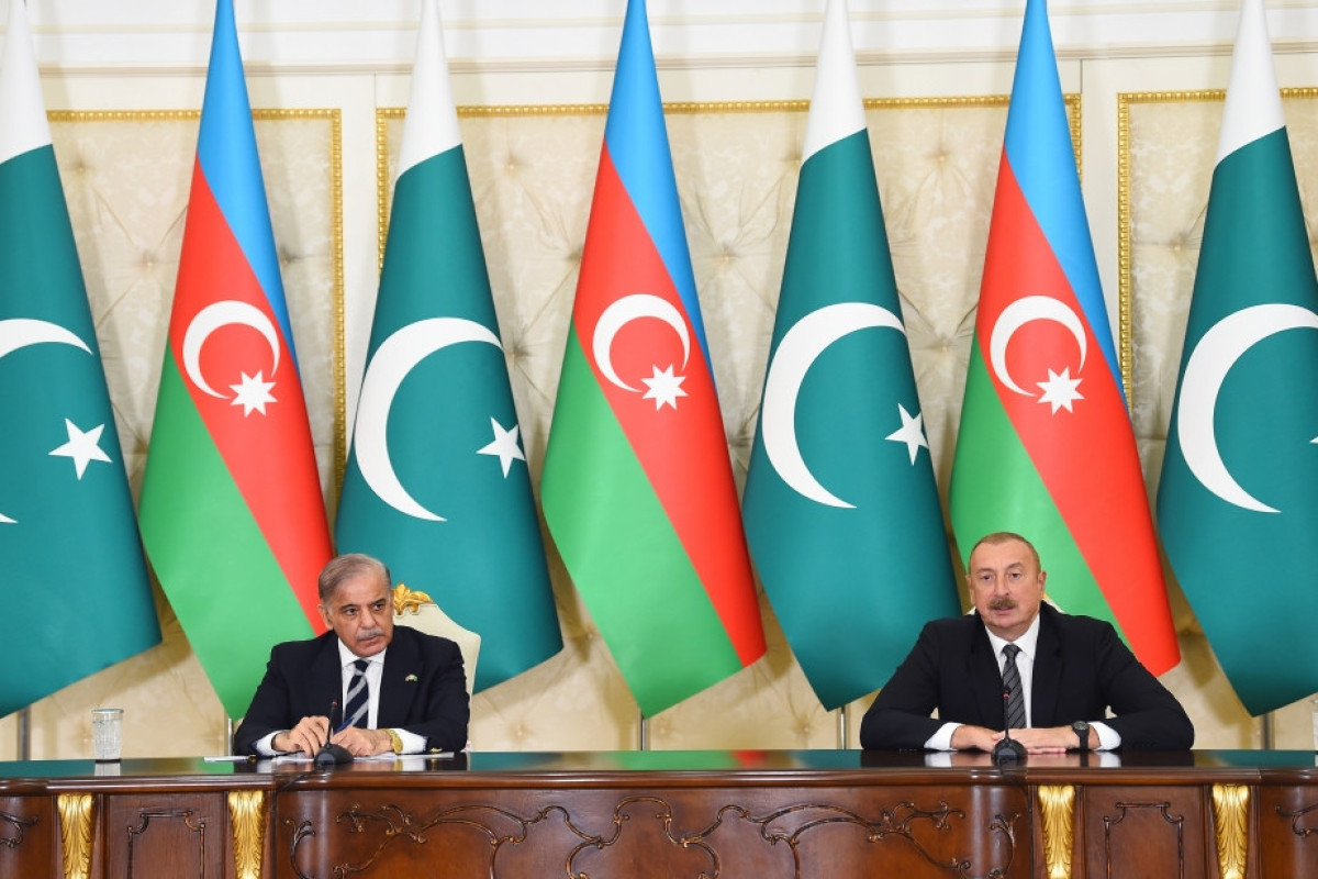 Azərbaycan Prezidenti: Pakistanla ticarətimizin həcmini artırmaq üçün anlaşma memorandumu imzalayacağıq