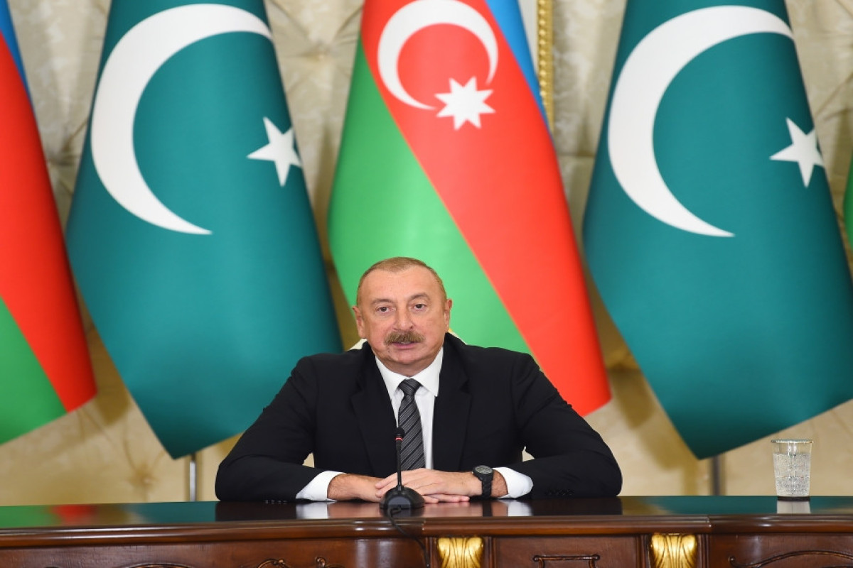 Prezident: Biz Pakistanla birgə hərbi təlimlərin sayının artırılması məsələsini müzakirə etdik
