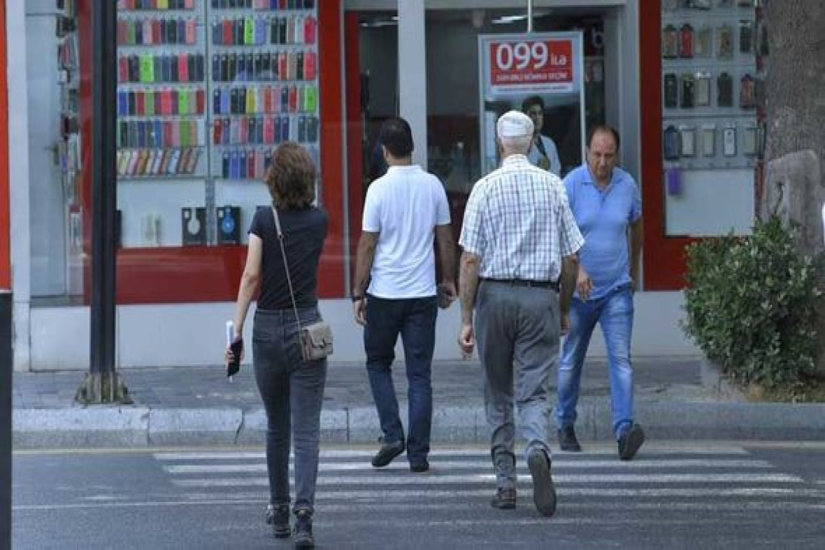 Bu il piyadalara yol verməyən 5 min sürücü cərimələnib