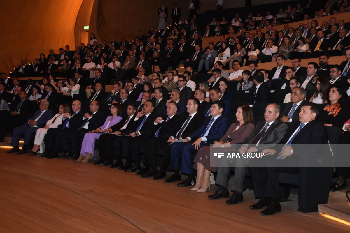 TƏBİB: Xaricdə təhsil almış 66 həkim regionlardakı tibb müəssisələrində işə qəbul edilib