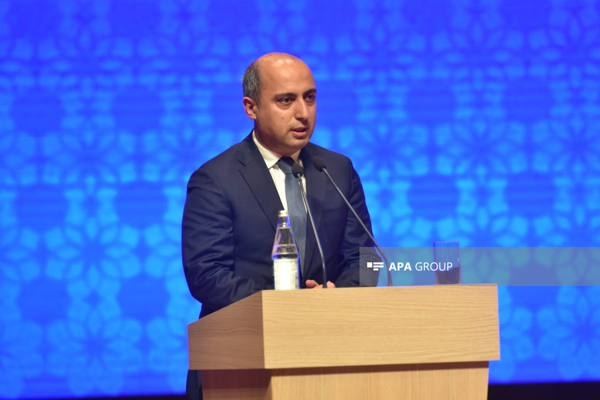 Emin Əmrullayev: Tibb təhsili sahəsində hər 100 nəfərdən 91-i dövlət vəsaiti hesabına təhsil alacaq