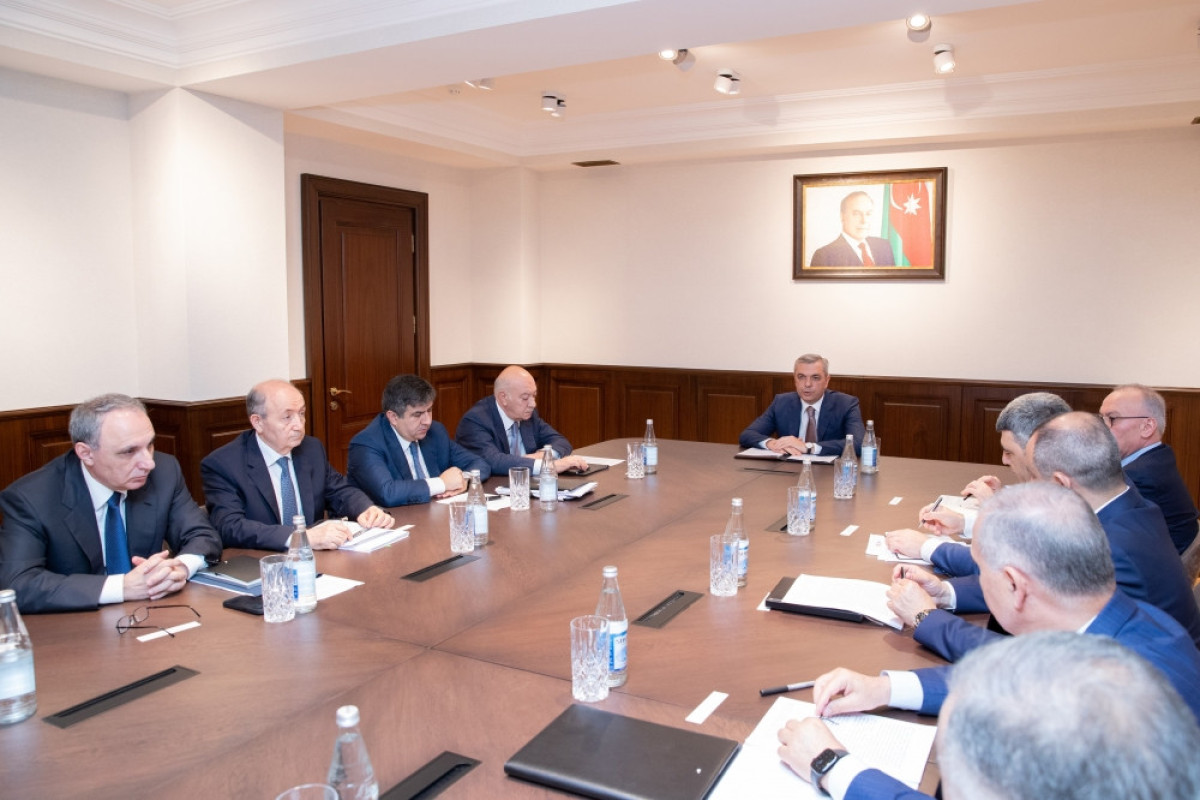 Korrupsiyaya qarşı Mübarizə üzrə Komissiyada mənzil-tikinti kooperativlərində yol verilən korrupsiya halları müzakirə olunub