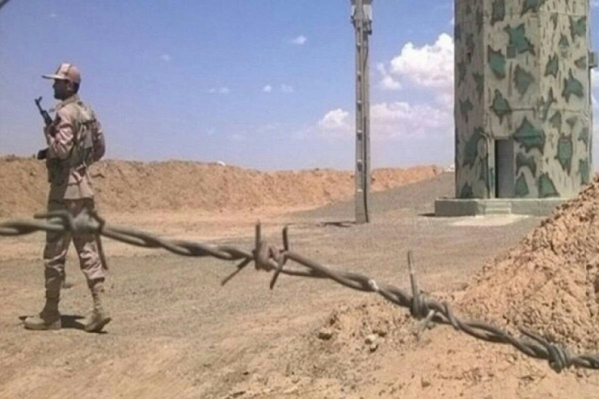 İran sərhədçiləri ilə silahlı qruplaşma arasında toqquşma baş verib